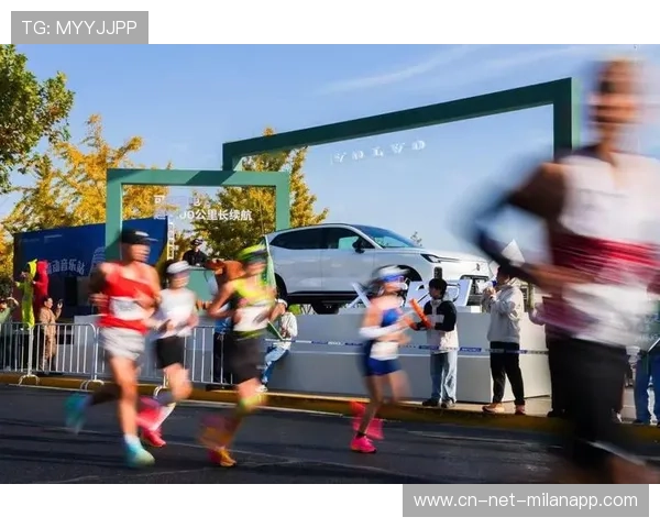 勇者的瞬间：当田径选手冲刺时鞋飞了，这是一场关于坚持与勇气的真实演绎